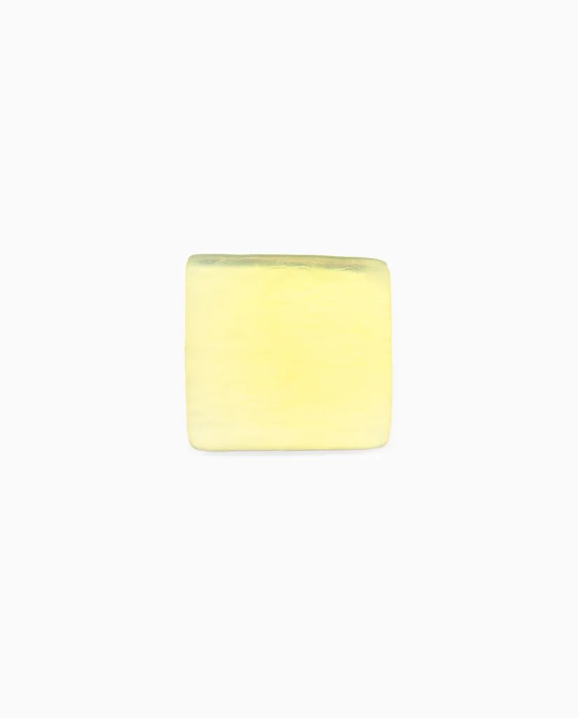 구본창 〈Soap〉 연작 - 오래 써서 닳고 색이 바랜 비누