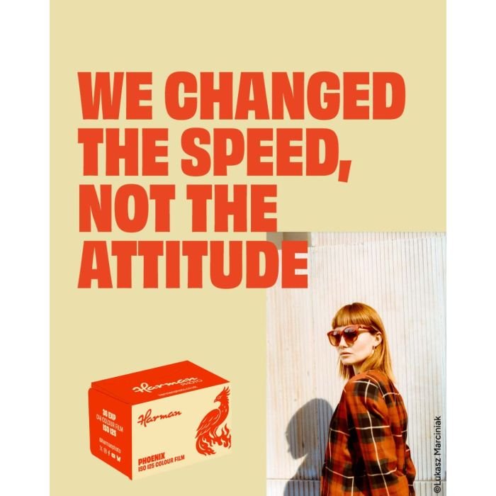 하만 공식 그래픽. Phoenix 125 패키지 옆에 changed the speed, not the attitude 라는 문구가 적혀 있다.